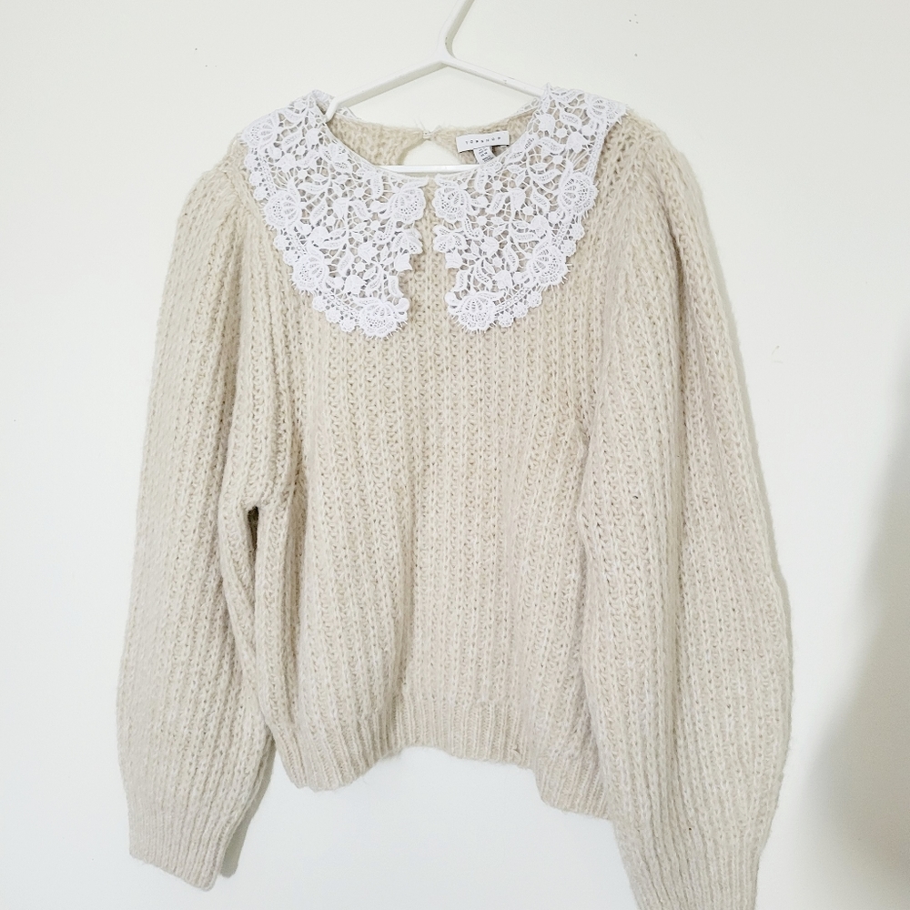 TopShop bulky sweater, lace color, balloon sleeve chunky and soft